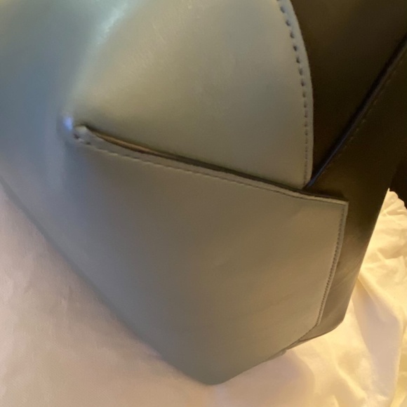 CELINE TWISTED CABAS - Picture 4 of 14